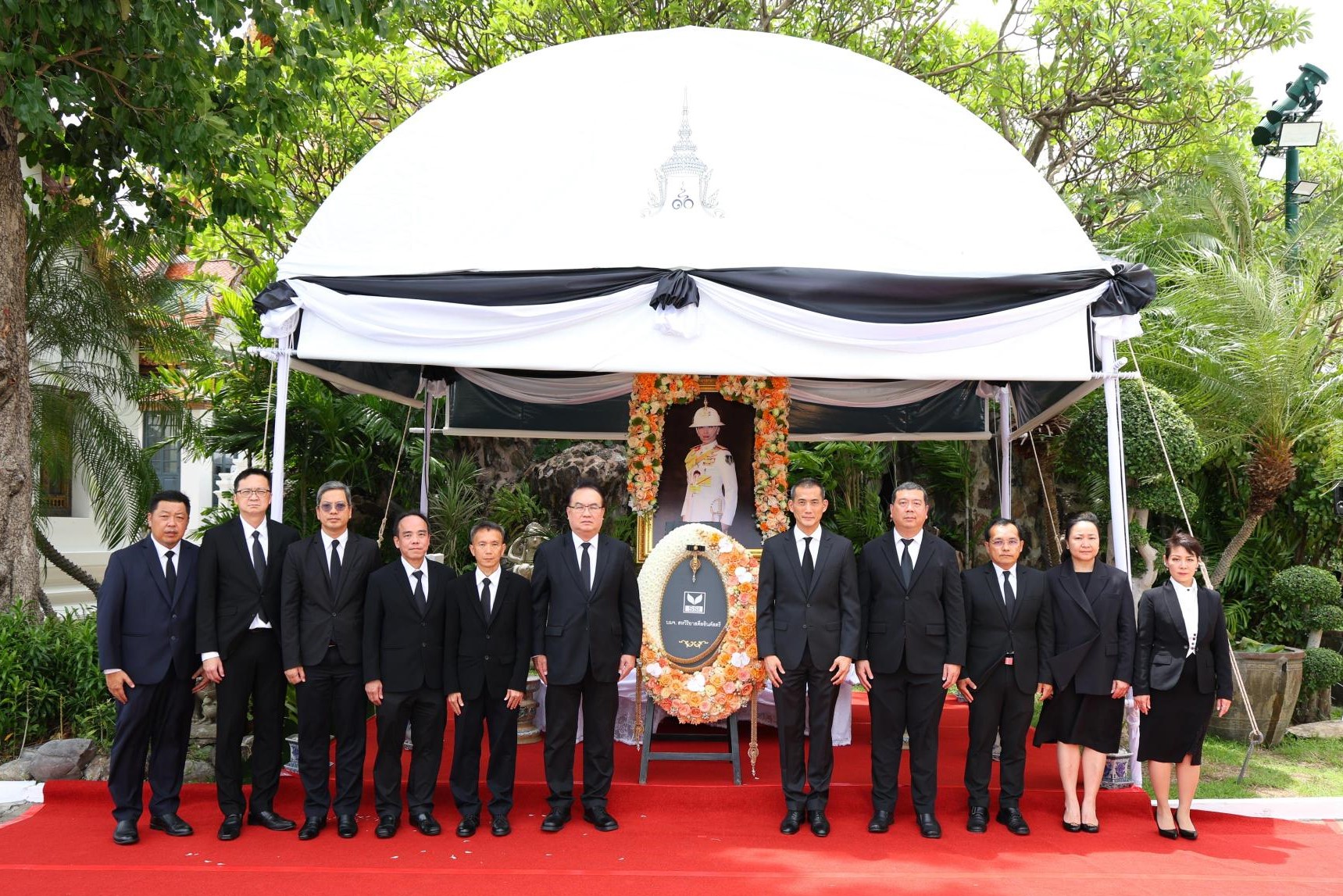 SSI น้อมถวายพวงมาลาและถวายสักการะพระศพ สมเด็จพระเจ้าลูกเธอ เจ้าฟ้าพัชรกิติยาภาฯ